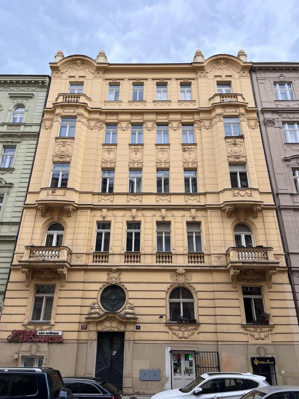 Comfortable And Cosy Apt A Few Steps From Dancing House And Naplavka Dance Прага Екстериор снимка