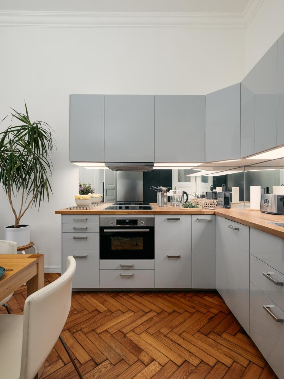 Comfortable And Cosy Apt A Few Steps From Dancing House And Naplavka Dance Прага Екстериор снимка
